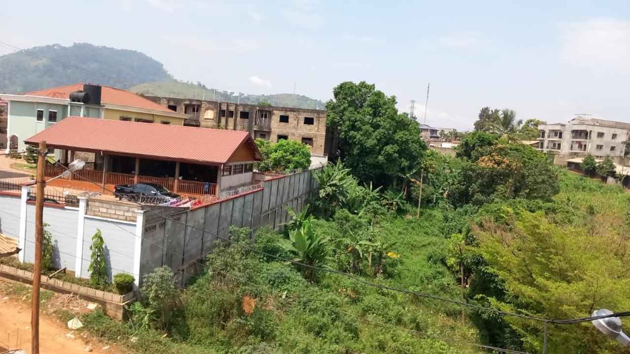 Residence Deluxe Yaoundé エクステリア 写真