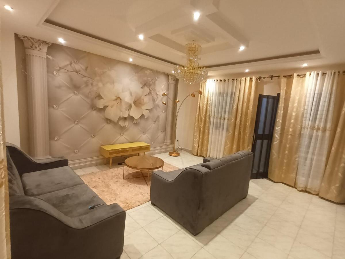 Residence Deluxe Yaoundé エクステリア 写真
