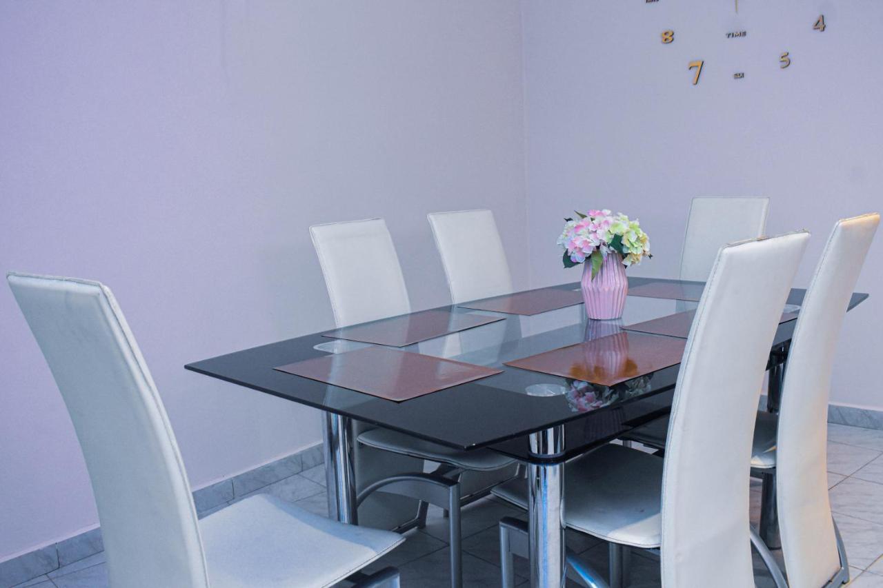 Residence Deluxe Yaoundé エクステリア 写真